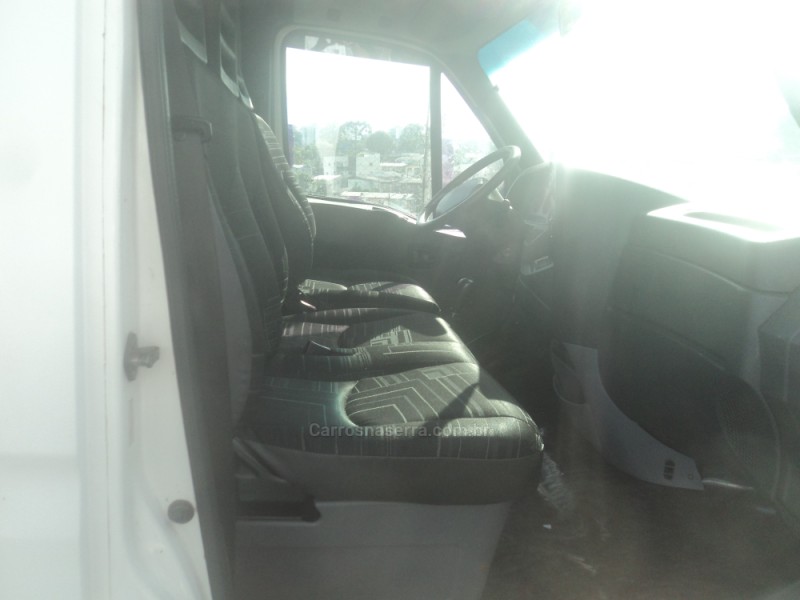 DAILY 55C16 CHASSI CABINE TURBO INTERCOOLER DIESEL 2P MANUAL - 2009 - FARROUPILHA