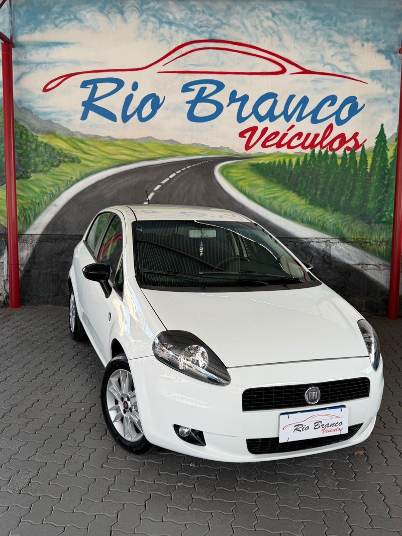 PUNTO 1.4 ATTRACTIVE ITALIA 8V FLEX 4P MANUAL - 2012 - CAXIAS DO SUL