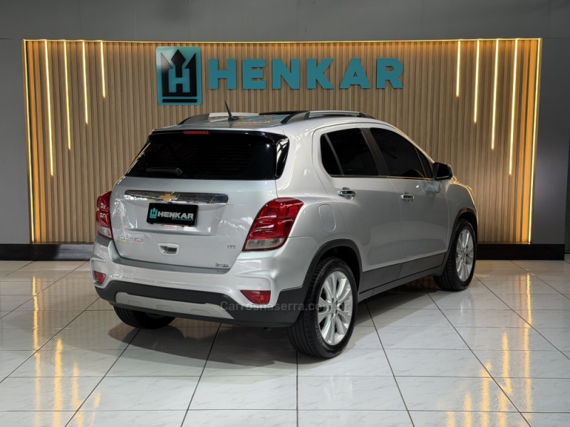 TRACKER 1.4 16V TURBO FLEX LTZ AUTOMÁTICO - 2017 - CAMPO BOM