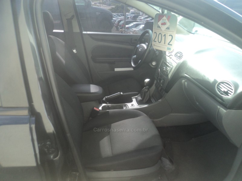 FOCUS 1.6 GLX 8V FLEX 4P MANUAL - 2012 - FARROUPILHA