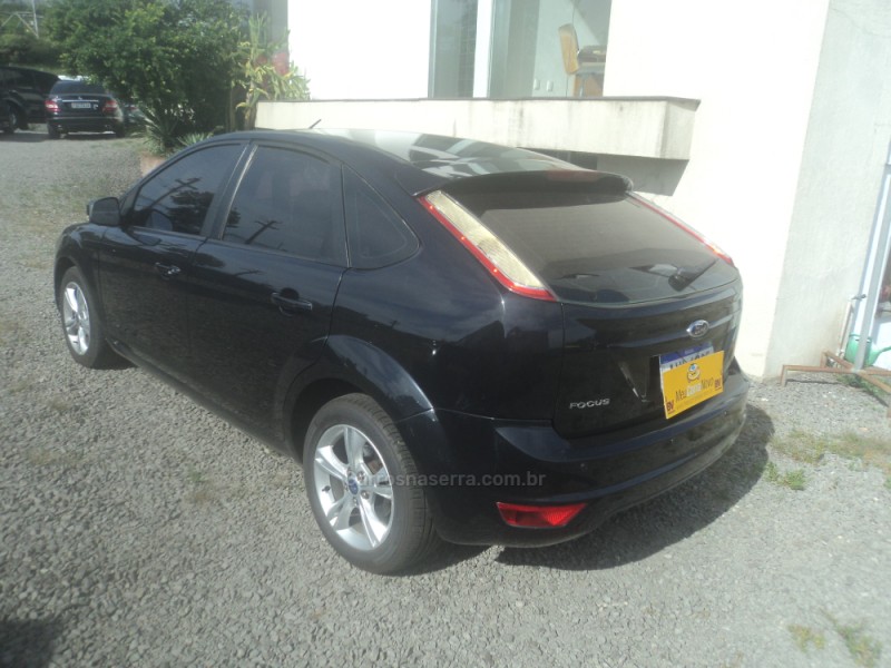 FOCUS 1.6 GLX 8V FLEX 4P MANUAL - 2012 - FARROUPILHA