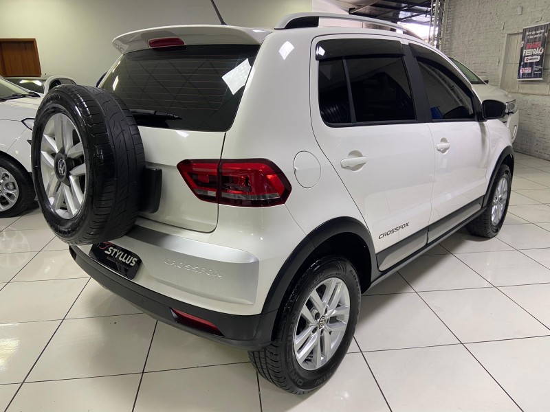 CROSSFOX 1.6 MSI FLEX 16V 4P MANUAL - 2016 - ESTâNCIA VELHA