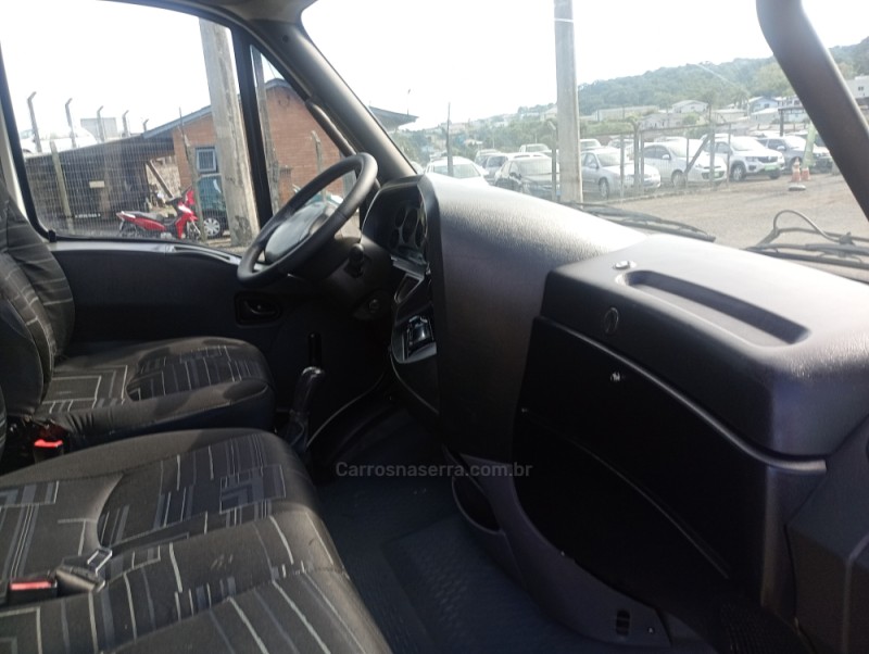 DAILY 55C16 CHASSI CABINE TURBO INTERCOOLER DIESEL 2P MANUAL - 2011 - FARROUPILHA