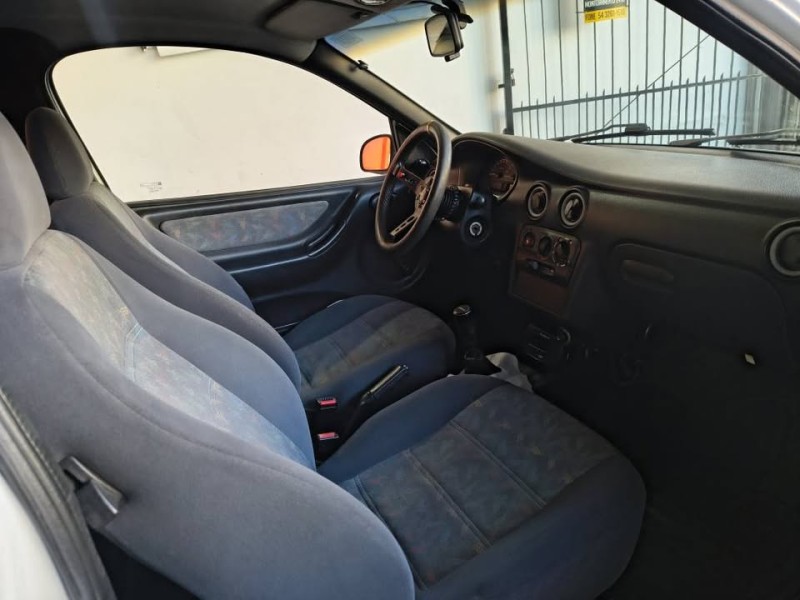 CELTA 1.0 MPFI SUPER 8V GASOLINA 2P MANUAL - 2002 - CAXIAS DO SUL