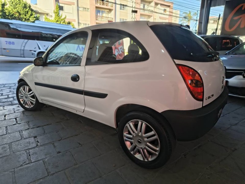 CELTA 1.0 MPFI SUPER 8V GASOLINA 2P MANUAL - 2002 - CAXIAS DO SUL