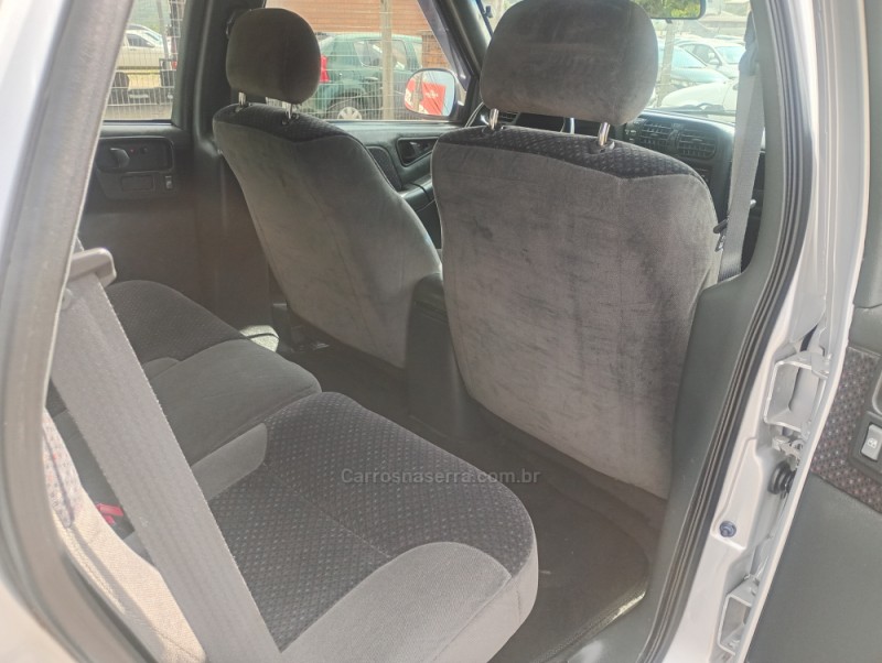 BLAZER 2.8 DLX 4X4 12V TURBO INTERCOOLER DIESEL 4P MANUAL - 2001 - FARROUPILHA