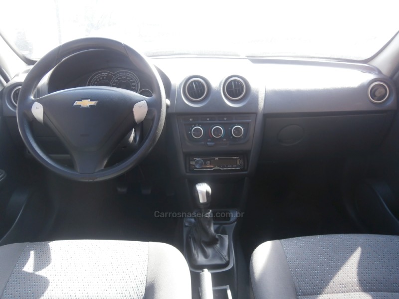 CELTA 1.0 MPFI LT 8V FLEX 4P MANUAL - 2015 - FARROUPILHA