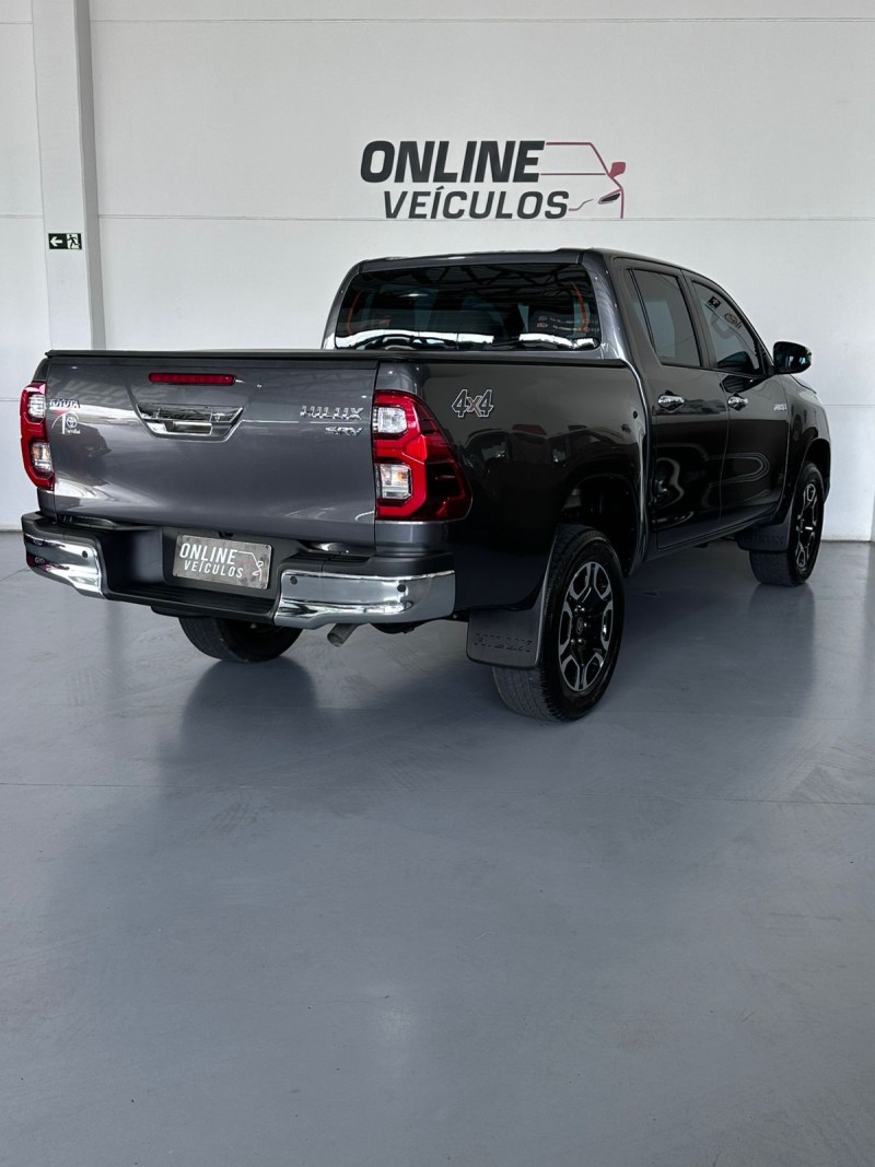 HILUX 2.8 SRV 4X4 CD 16V DIESEL 4P AUTOMÁTICO - 2024 - FARROUPILHA