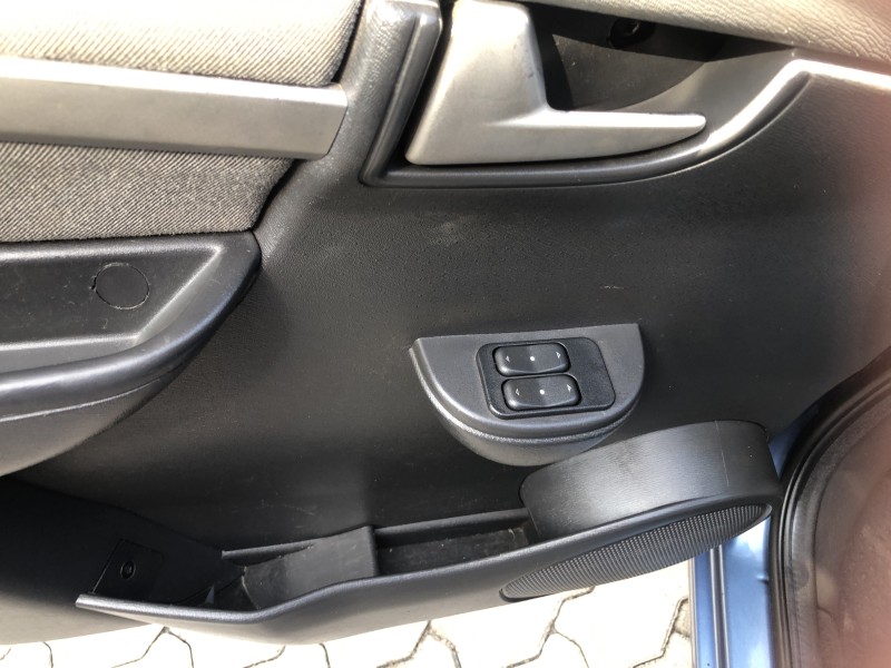 CELTA 1.0 MPFI LT 8V FLEX 4P MANUAL - 2015 - VALE REAL