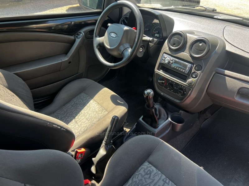 KA 1.0 MPI CLASS 8V FLEX 2P MANUAL - 2011 - FARROUPILHA