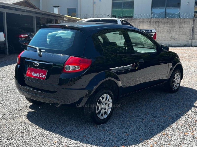 KA 1.0 MPI CLASS 8V FLEX 2P MANUAL - 2011 - FARROUPILHA