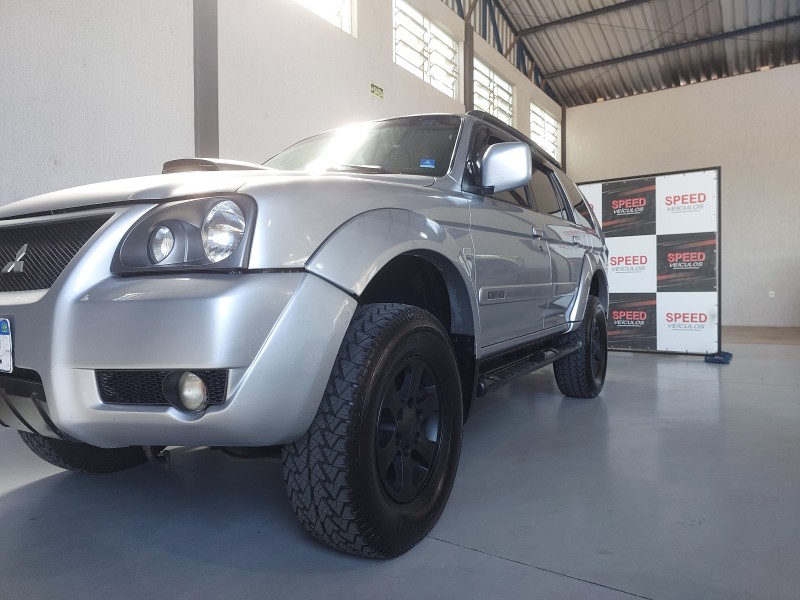 PAJERO SPORT 2.5 HPE 4X4 8V TURBO INTERCOOLER DIESEL 4P AUTOMÁTICO - 2007 - SãO SEBASTIãO DO CAí