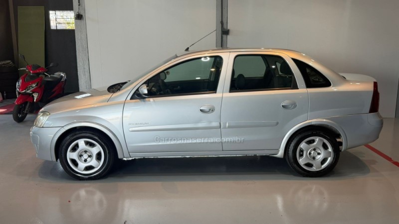 corsa 1.4 mpfi premium sedan 8v flex 4p manual 2009 lagoa vermelha