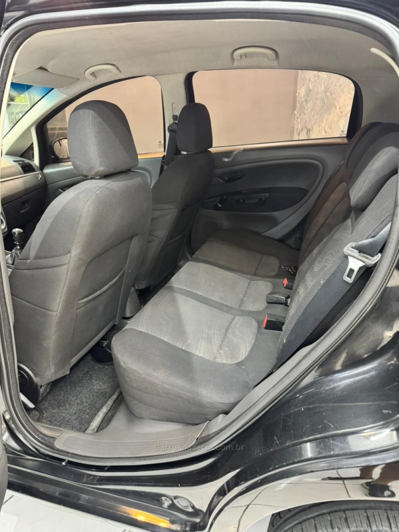 PUNTO 1.4 ATTRACTIVE 8V FLEX 4P MANUAL - 2012 - CAXIAS DO SUL