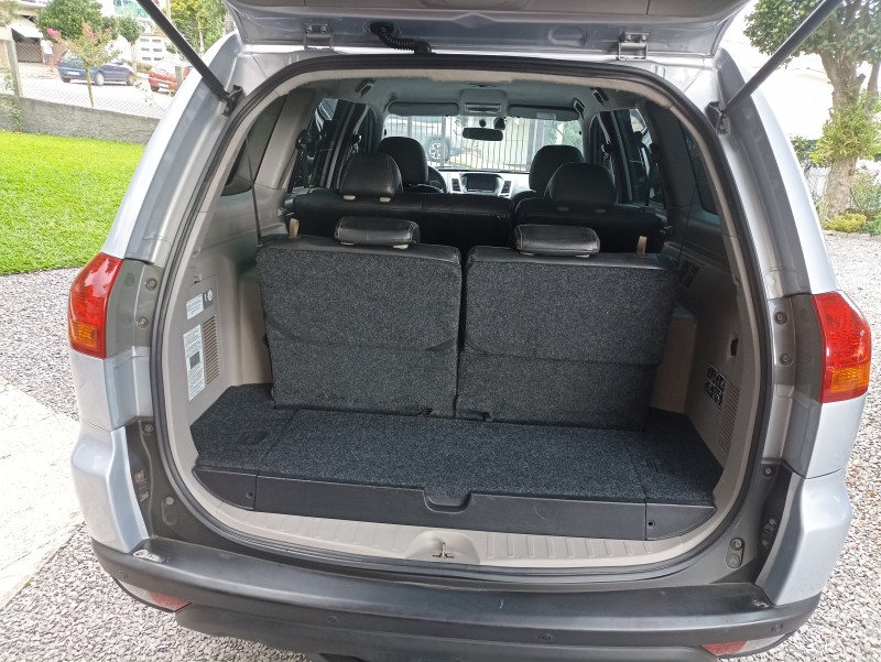 PAJERO DAKAR 3.2 HPE 4X4 7 LUGARES 16V TURBO INTERCOOLER DIESEL 4P AUTOMÁTICO - 2012 - BENTO GONçALVES