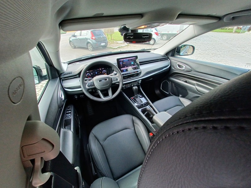 COMPASS 1.3 LONGITUDE T270 16V TURBO FLEX 4P AUTOMÁTICO - 2026 - FLORES DA CUNHA