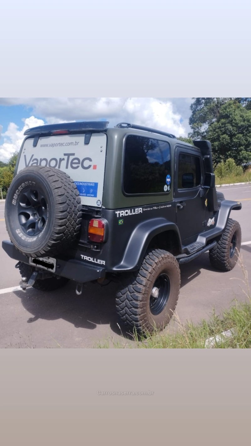 T4  - 2002 - ANTôNIO PRADO