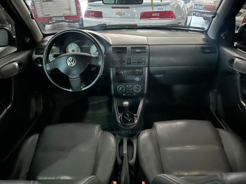 PARATI 1.6 MI TRACK & FIELD 8V FLEX 4P MANUAL G.III - 2005 - BENTO GONçALVES