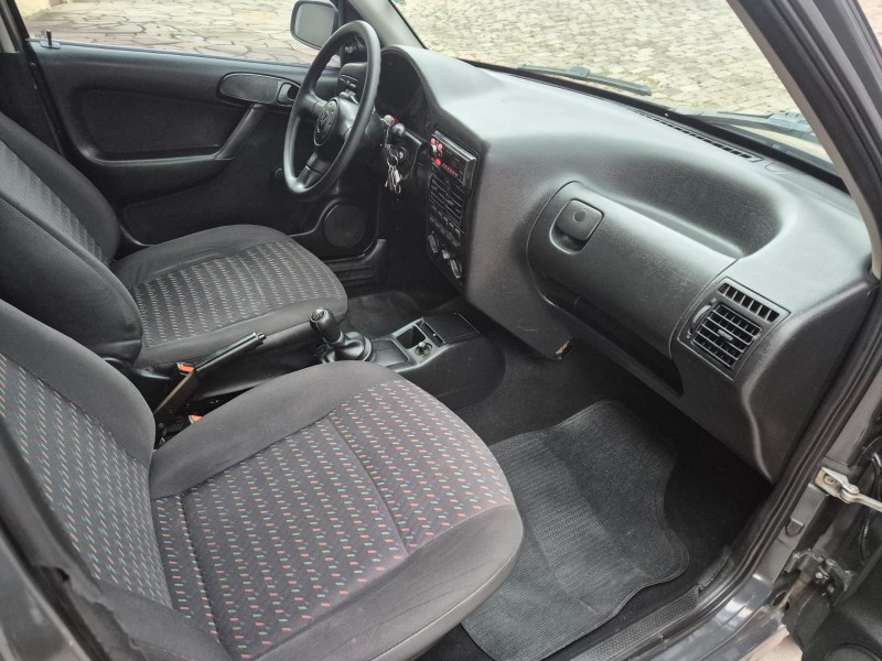 GOL 1.0 MI PLUS 8V FLEX 4P MANUAL G.III - 2005 - CAXIAS DO SUL