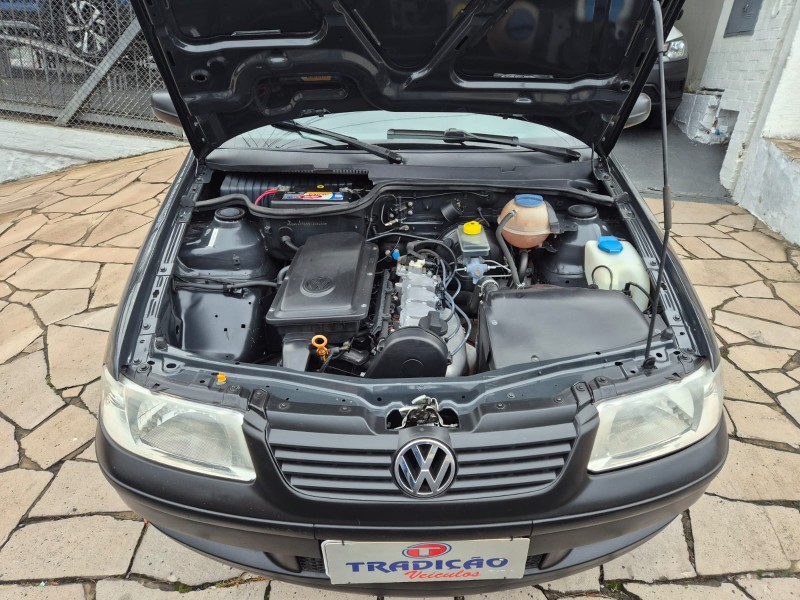 GOL 1.0 MI PLUS 8V FLEX 4P MANUAL G.III - 2005 - CAXIAS DO SUL