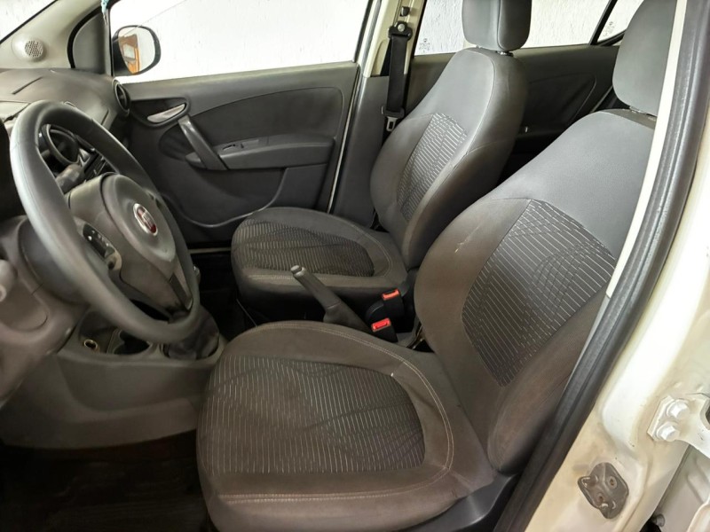 PALIO 1.0 MPI ATTRACTIVE 8V FLEX 4P MANUAL - 2014 - BOM PRINCíPIO