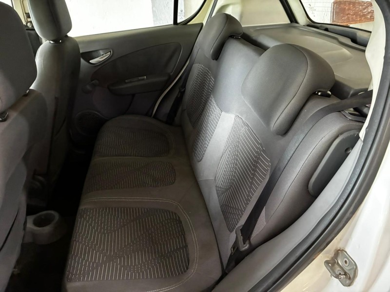 PALIO 1.0 MPI ATTRACTIVE 8V FLEX 4P MANUAL - 2014 - BOM PRINCíPIO