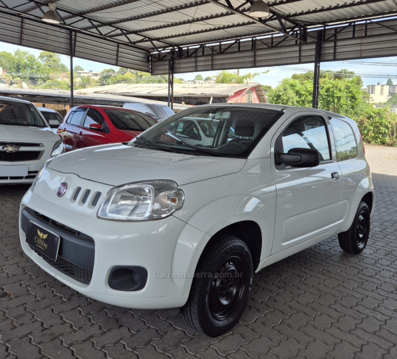 UNO 1.0 VIVACE 8V FLEX 2P MANUAL - 2015 - CAXIAS DO SUL
