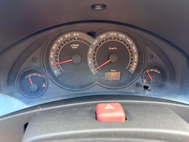 CELTA 1.0 VHCE LT 8V FLEX 4P MANUAL - 2012 - CANELA