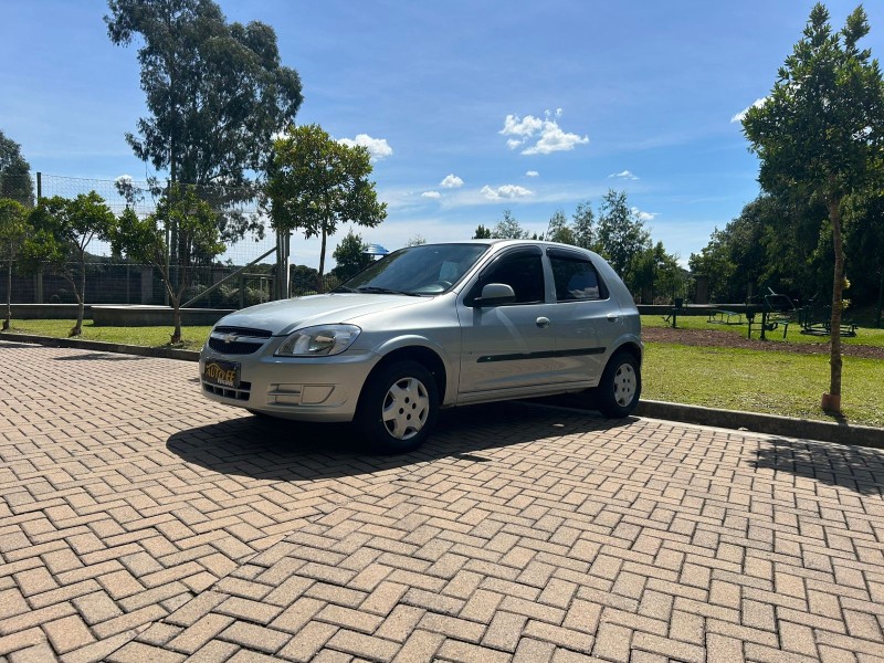 CELTA 1.0 MPFI LT 8V FLEX 4P MANUAL - 2012 - CANELA