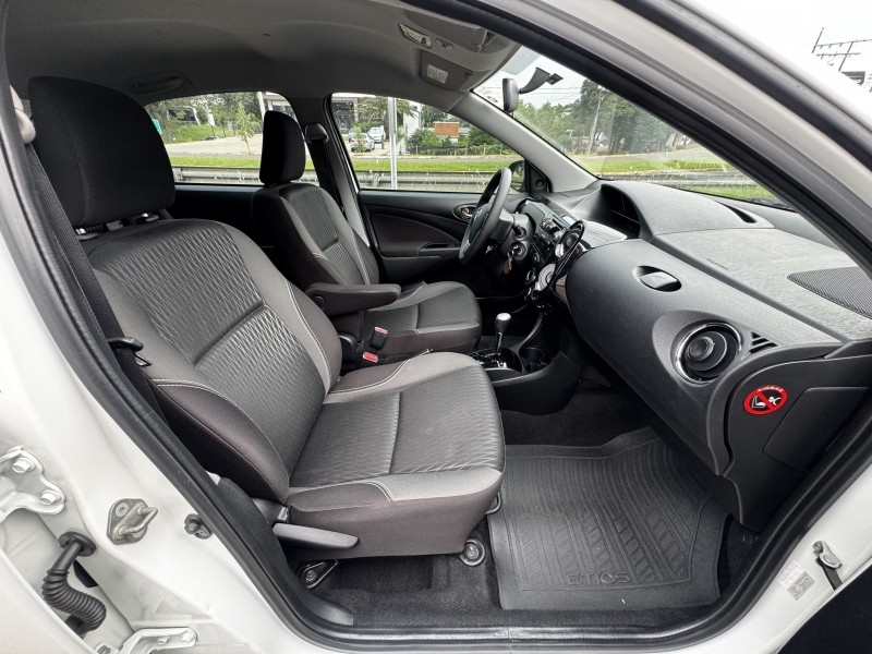 ETIOS 1.5 XS 16V FLEX 4P AUTOMÁTICO - 2018 - DOIS IRMãOS