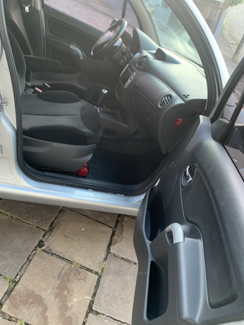 C3 1.6 EXCLUSIVE 16V FLEX 4P AUTOMÁTICO - 2010 - CAXIAS DO SUL