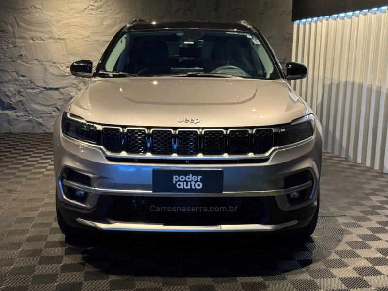 COMMANDER 1.3 LIMITED T270 16V 4X2 TURBO FLEX 4P AUTOMÁTICO - 2023 - FARROUPILHA