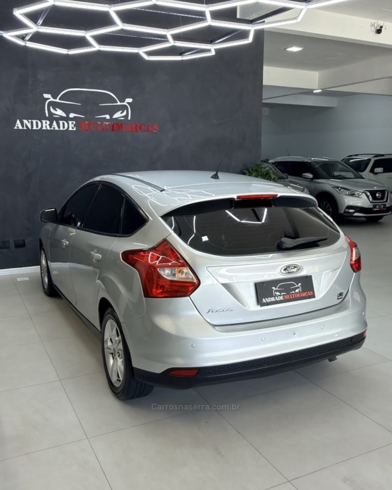 FOCUS 1.6 SE 16V FLEX 4P AUTOMÁTICO - 2015 - CAXIAS DO SUL