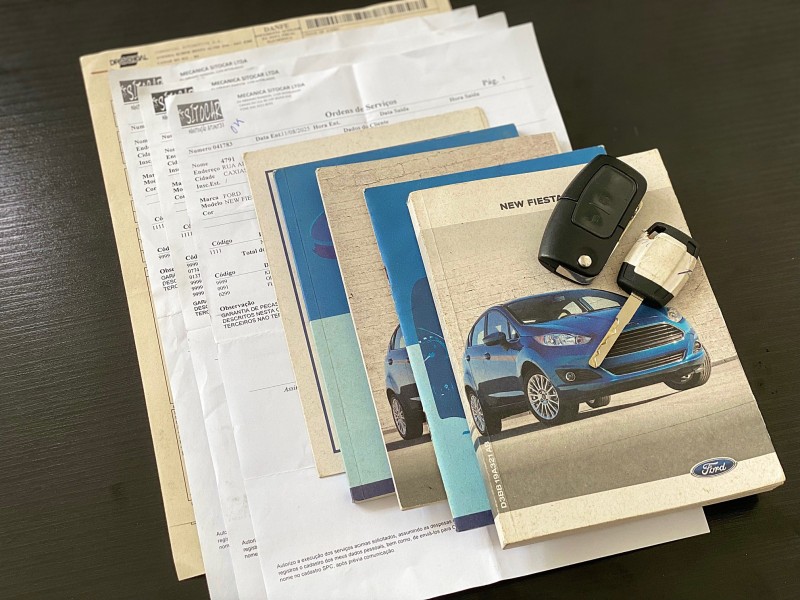 FIESTA 1.5 SE HATCH 16V FLEX 4P MANUAL - 2015 - CAXIAS DO SUL