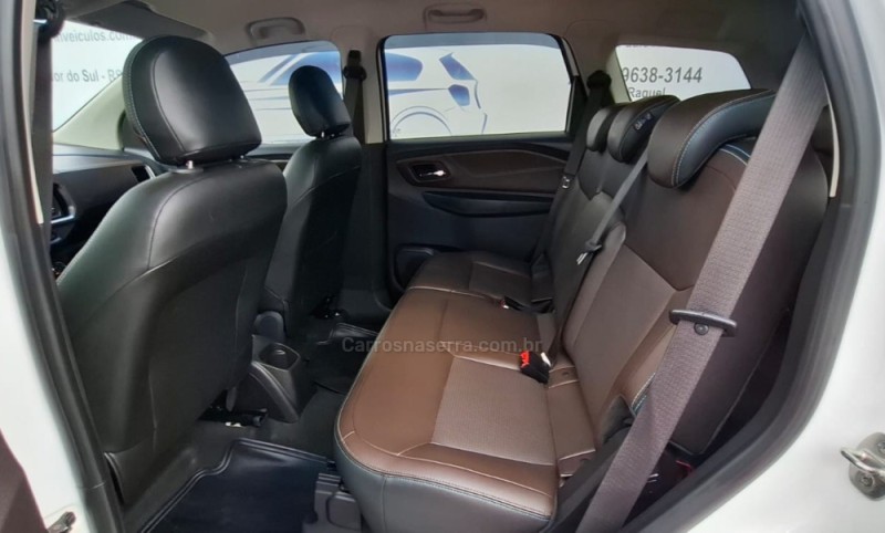 SPIN 1.8 PREMIER 8V FLEX 4P MANUAL - 2021 - SALVADOR DO SUL