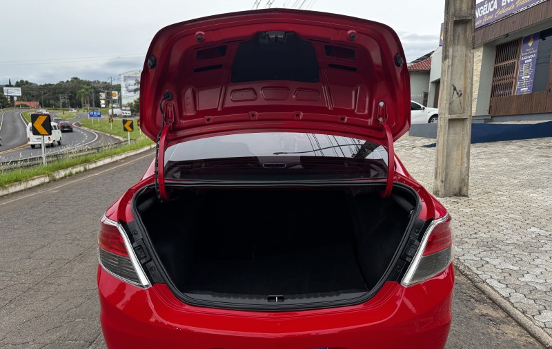 PRISMA 1.4 MPFI LT 8V FLEX 4P MANUAL - 2013 - DOIS IRMãOS