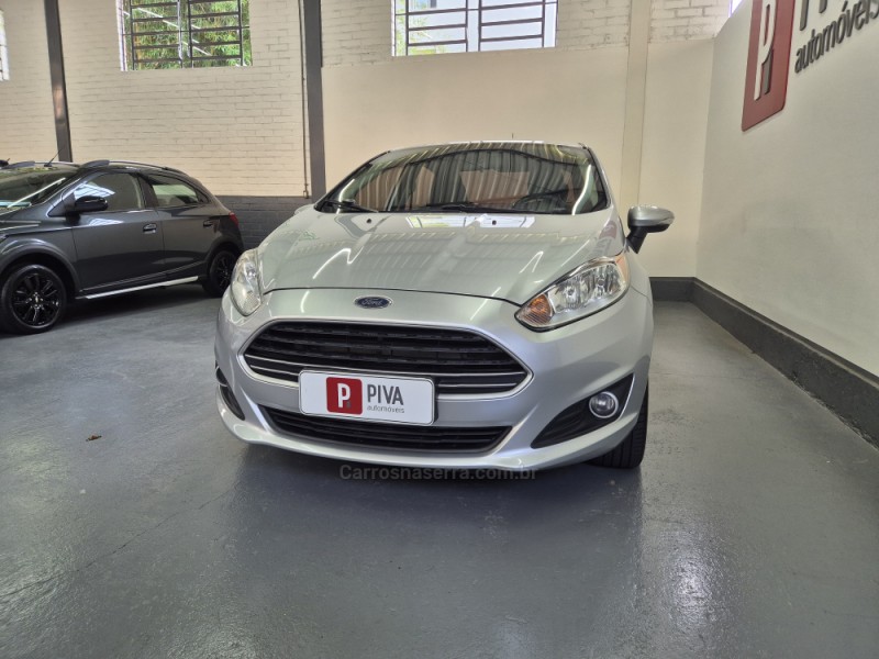 FIESTA 1.6 SE SEDAN 16V FLEX 4P MANUAL - 2015 - GARIBALDI