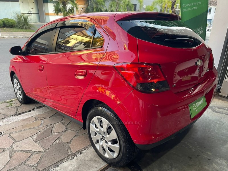 ONIX 1.4 MPFI LT 8V FLEX 4P MANUAL - 2014 - BENTO GONçALVES