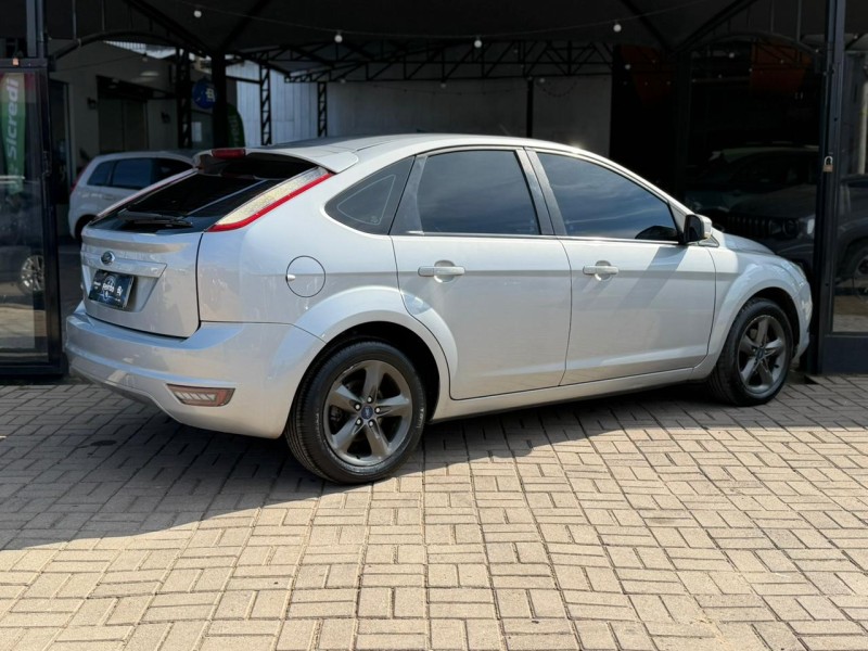 FOCUS 1.6 GLX 16V FLEX 4P MANUAL - 2013 - LAGOA VERMELHA