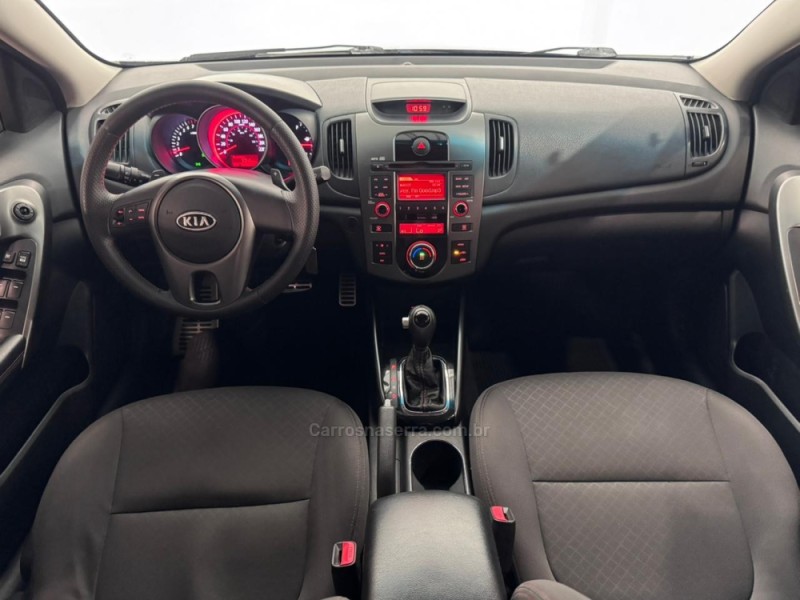 CERATO 1.6 SX3 16V GASOLINA 4P AUTOMÁTICO - 2011 - ESTâNCIA VELHA