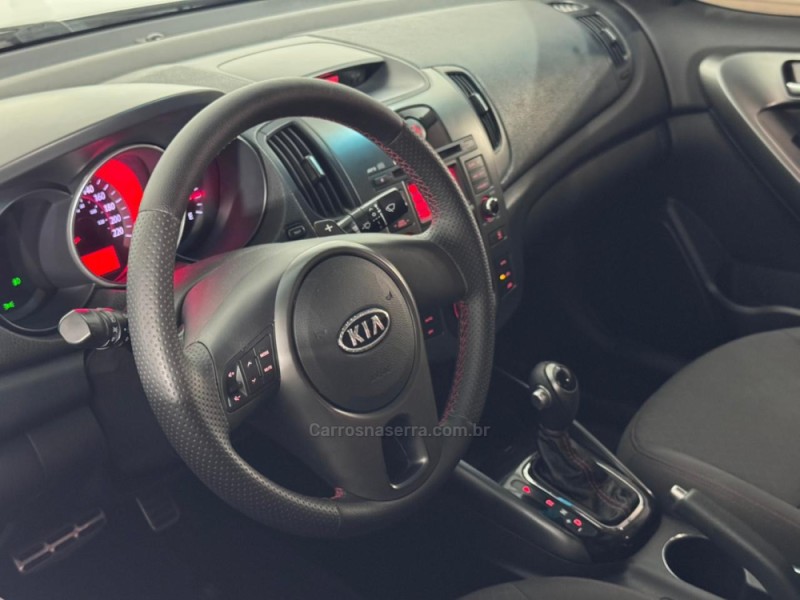 CERATO 1.6 SX3 16V GASOLINA 4P AUTOMÁTICO - 2011 - ESTâNCIA VELHA