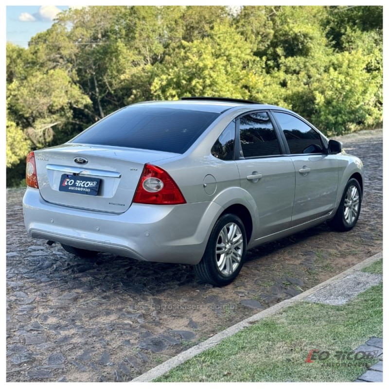 FOCUS 2.0 GHIA SEDAN 16V FLEX 4P AUTOMÁTICO - 2010 - CAMPO BOM