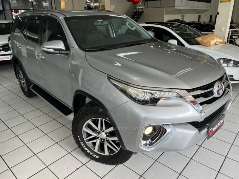 HILUX SW4 2.8 SRX 4X4 16V TURBO INTERCOOLER DIESEL 4P AUTOMÁTICO - 2017 - CAXIAS DO SUL