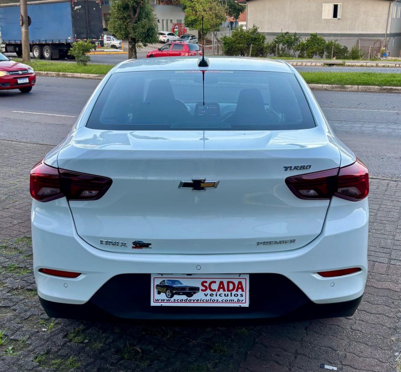 ONIX 1.0	PREMIER PLUS 12V TURBO FLEX 4P AUTOMÁTICO - 2022 - CAXIAS DO SUL