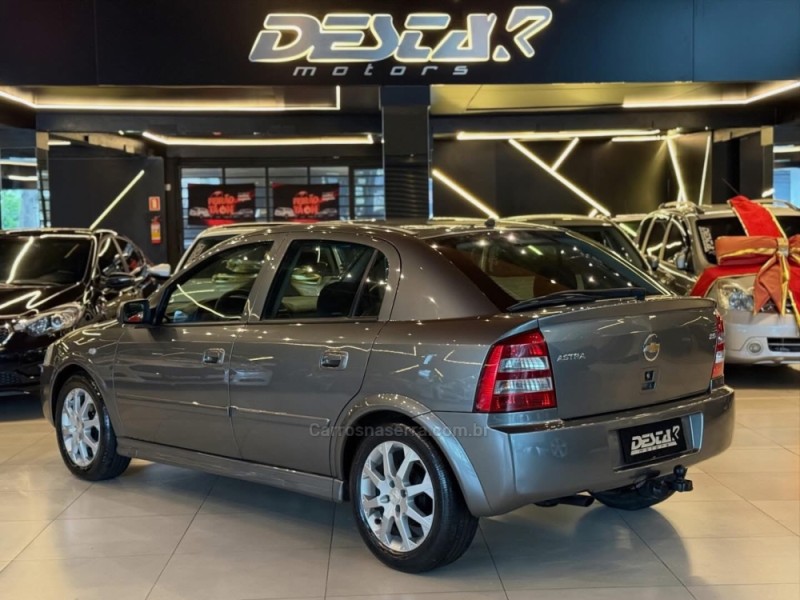 ASTRA 2.0 MPFI ADVANTAGE 8V FLEX 4P MANUAL - 2010 - NOVO HAMBURGO