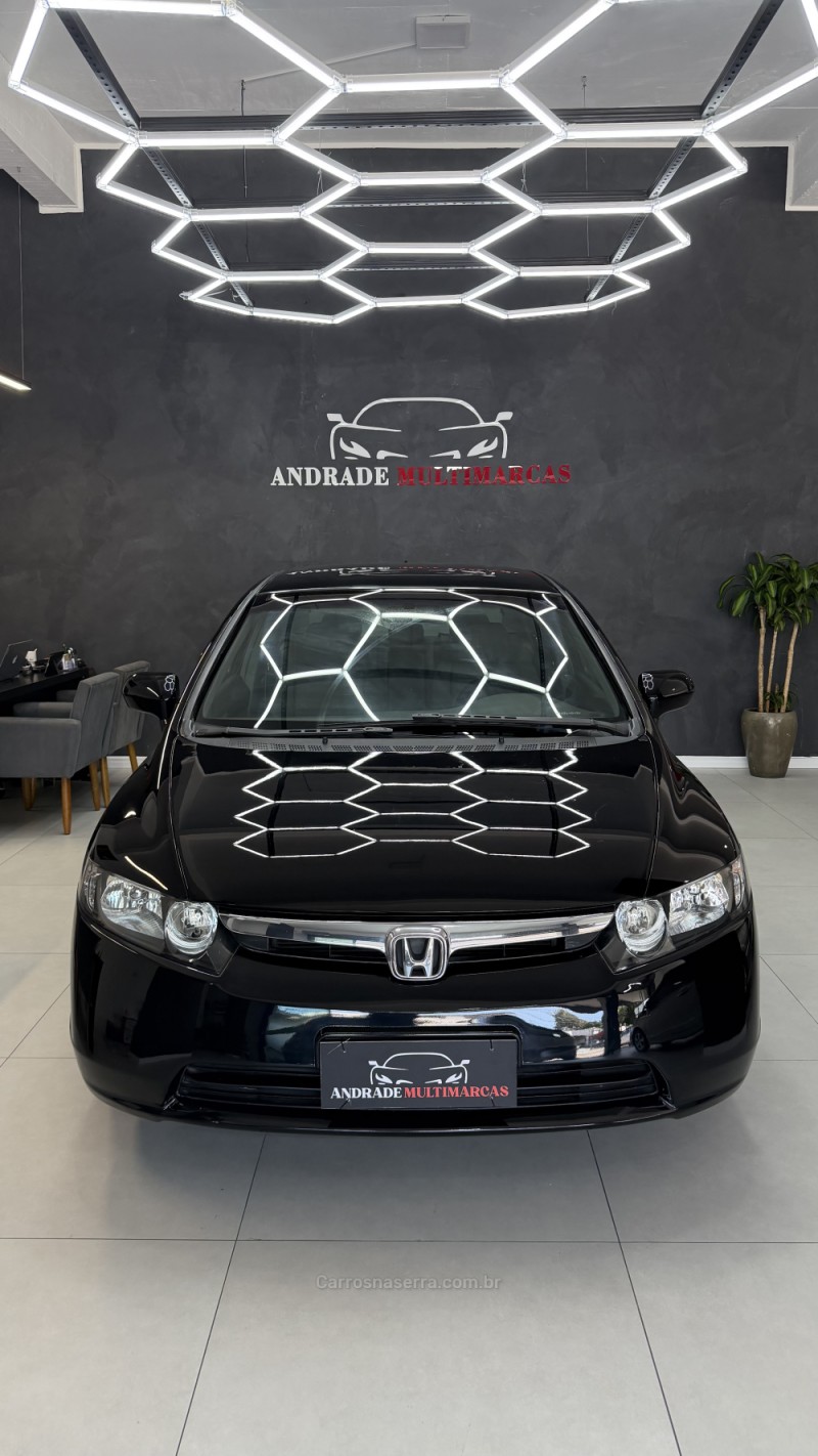 CIVIC 1.8 LXS 16V GASOLINA 4P MANUAL - 2007 - CAXIAS DO SUL