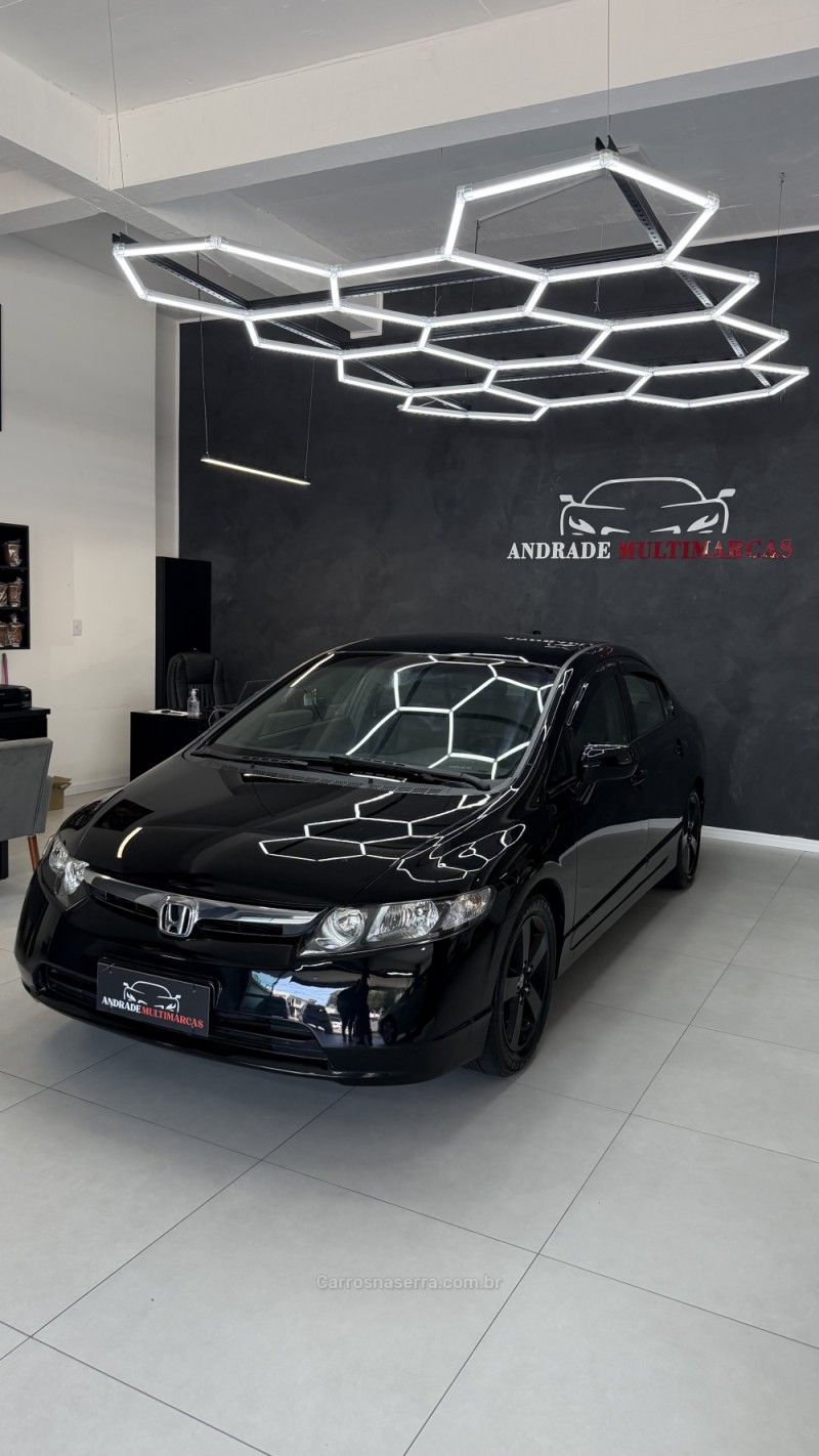CIVIC 1.8 LXS 16V GASOLINA 4P MANUAL - 2007 - CAXIAS DO SUL