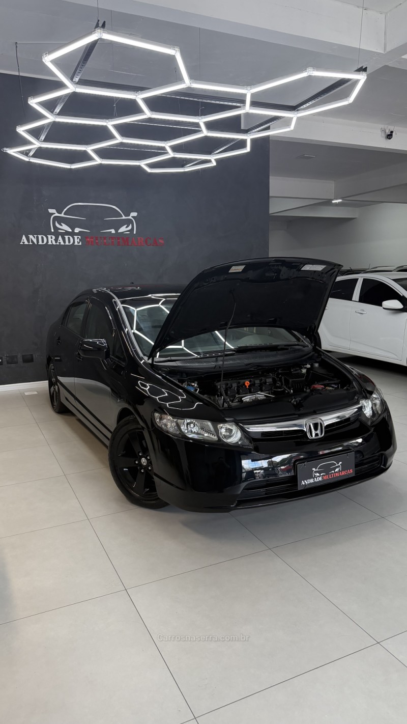 CIVIC 1.8 LXS 16V GASOLINA 4P MANUAL - 2007 - CAXIAS DO SUL