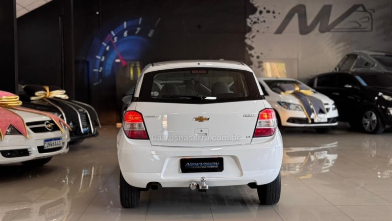 AGILE 1.4 MPFI LT 8V FLEX 4P MANUAL - 2011 - ESTâNCIA VELHA