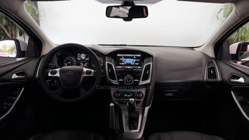 FOCUS 2.0 TITANIUM SEDAN 16V FLEX 4P AUTOMÁTICO - 2015 - ESTâNCIA VELHA